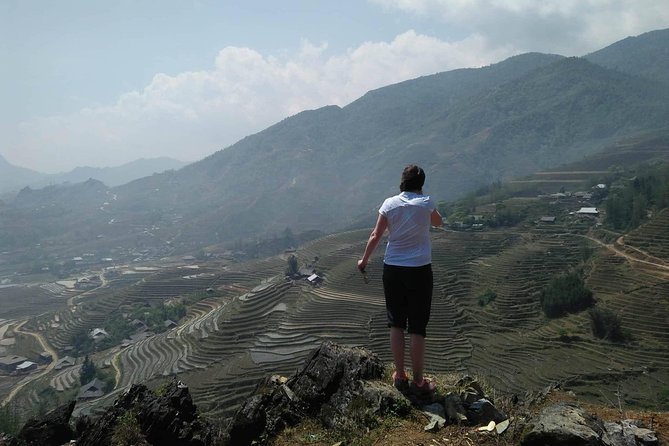 1-day Authentik trek & Panorama valley views - Lunch plus the descent: where rice fields and waterfalls show up