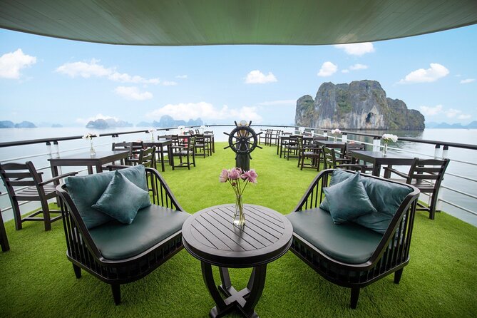1-Day Bai Tu Long Bay Cruise: Pristine, Fun & Away fr the Crowds - Bai Tu Long Bay in one day: quieter, still dramatic