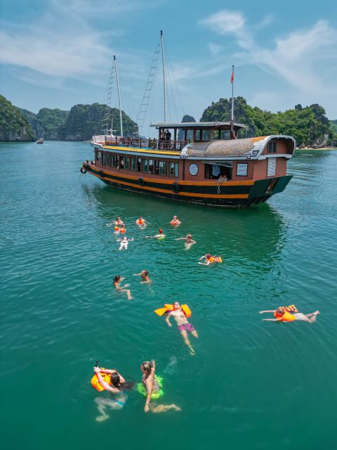 1 Day Ha Noi - Cat Ba island - Lan Ha Bay - Ha Long Bay - Quick hits before you commit