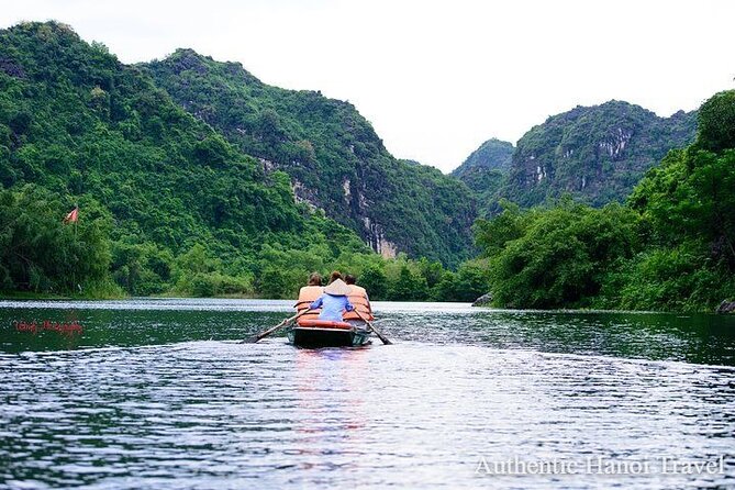 1 Day Luxury Ninh Binh Tour with Many Options From Hanoi - Mua Cave: The Near-500-Step Climb for the Tam Cốc View