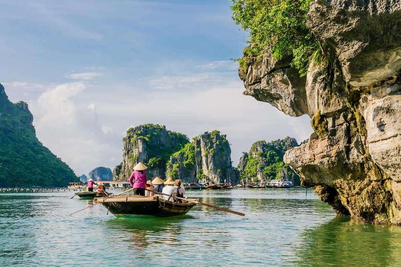 1-Day Tour Explore Unesco-recognized Ha Long Bay on Cruise - Sunset Party Back on Board: Sweet Ending, Not a Long Farewell