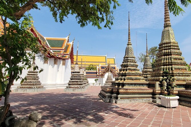 10 Days Southeast Asia Tour with Accommodation - Halong Bay on a real schedule: kayak, cave morning, and a night on the water