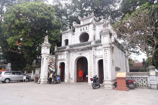 12-Day Vietnam Highlights Travel from Hanoi - Hoi An Day 7: Market, Herb Garden, Cooking Class, then Ancient Town