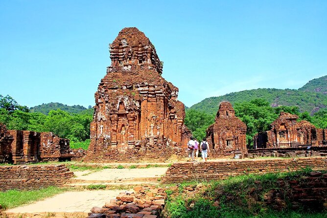 14 Days Classic Vietnam - A Private Tour from Hanoi to Saigon - Hue with Thien Mu Pagoda and the Hue Citadel: imperial sights in manageable chunks