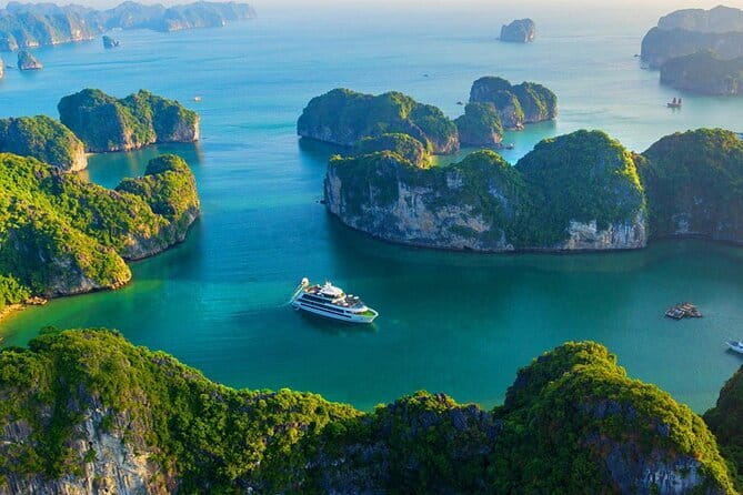 19-Day Tours | Explore the Essential and Highlights in Vietnam - A 19-Day North-to-South Route That Actually Covers the “Yes” Stops