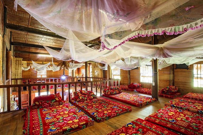2-Day Amazing Sapa Trek With Sleeper Train From Hanoi - Overnight At Homestay - Sapa town downtime and the return to Hanoi on a night train