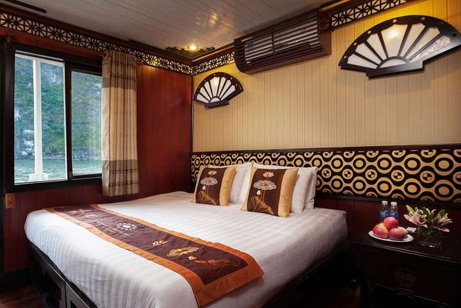 2-day Ha Long Bay Cruise included Transfer, Kayking and Swimming - The Pace: Group Size, Shared Transfers, and How to Enjoy It