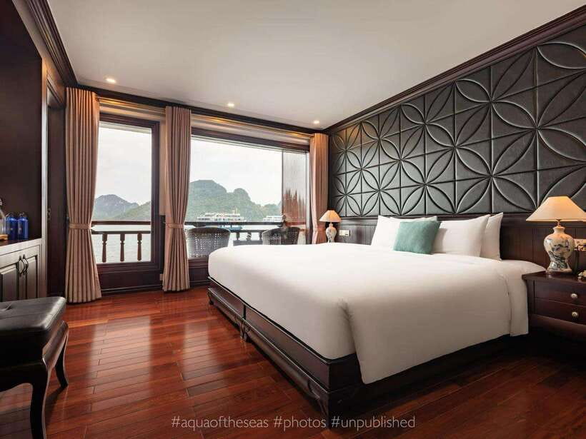 2-Day: Halong Lan Ha Bay 5 Stars Cruises w/Balcony & Bathtub - Lan Ha Overnight: Why the Quiet Part of the Bay Feels Like the Point