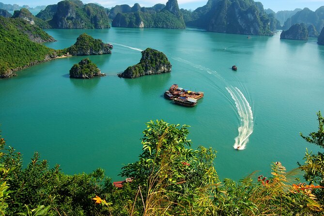 2-Day In Halong Bay Cruise With Transfer From Hanoi - Price and value: what $200 gets you, and what to confirm