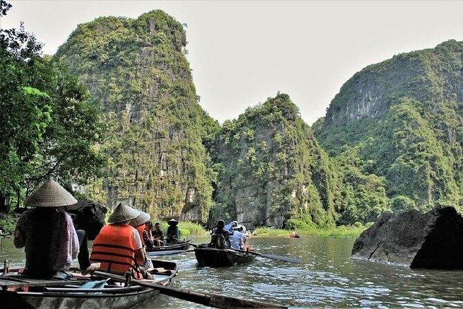 2 Day Ninh Binh Adventure Tour - Day 1: Hoa Lu Ancient Capital and the feel of Vietnam’s old dynasties