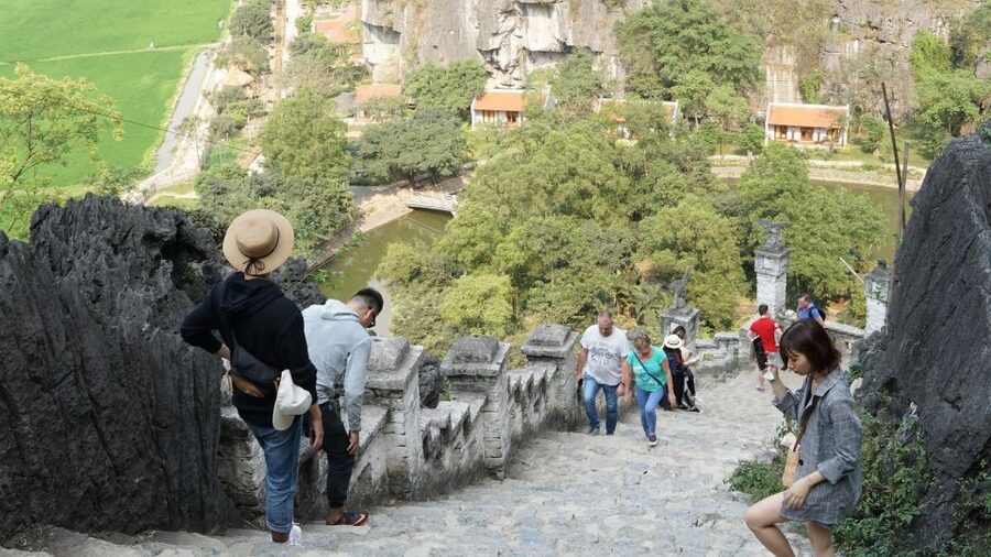 2 Day Ninh Binh: Hoa Lu/Bai Dinh- Trang An/Tam Coc- Mua Cave - Price and logistics: what $189 gets you (and what to watch for)