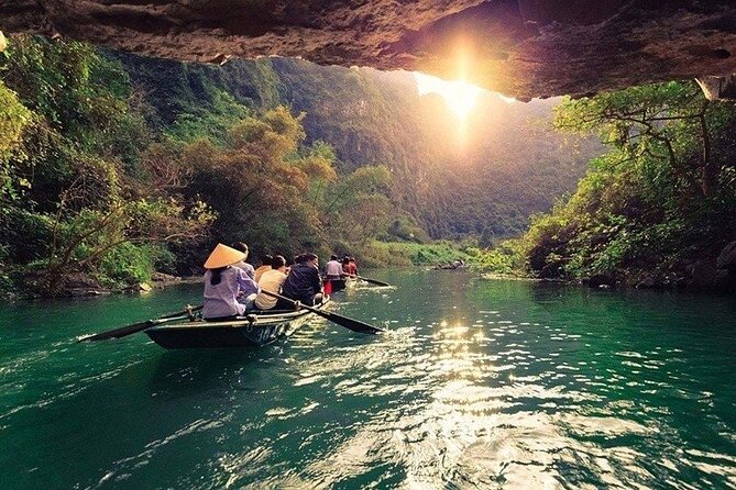 2 Days 1 Night Luxury Ninh Binh Private Tour from Hanoi - Hanoi-to-Ninh Binh: comfortable D-car limousine timing