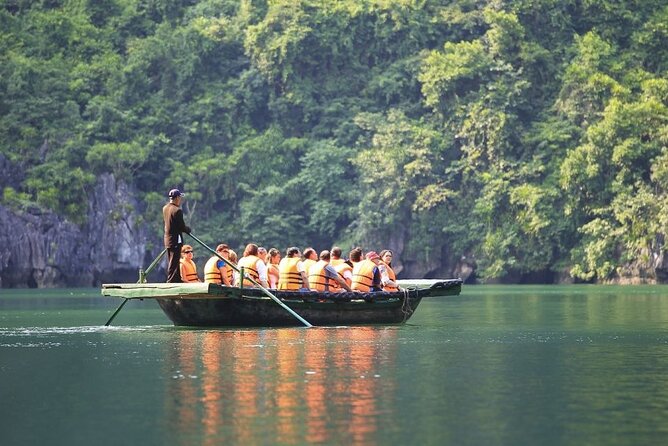 2 Days 1 Night Overnight on Cruise in Halong Bay - Day 2 starts at 6:00: tai chi, sunrise photos, and a real morning