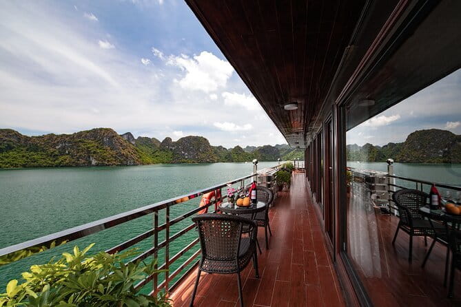 2 Days 1 Night Visit Lan Ha Bay - Classic 3 cabins cruise - Farewell lunch and back to Cat Ba town