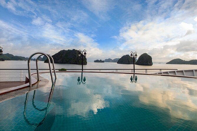 2-Days Aspira Cruise Tour around Hanoi- Halong- Lan Ha Bay - Lan Ha Bay morning: kayaking in less-touristy scenery