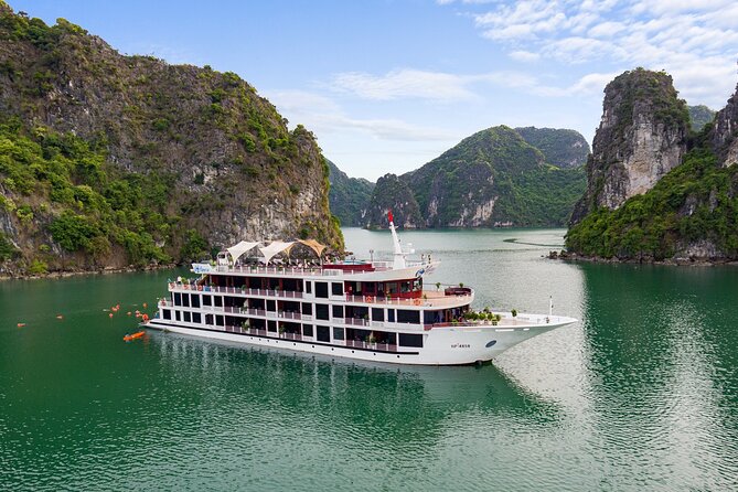 2-Days Aspira Cruise Tour around Hanoi- Halong- Lan Ha Bay - Meeting at Aspira and sailing out from Tuan Chau Harbor