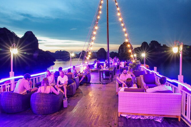 2 Days Cruise Tour in Halong Bay from Hanoi - Morning in Halong Bay: breakfast on deck time and Sung Sot Cave