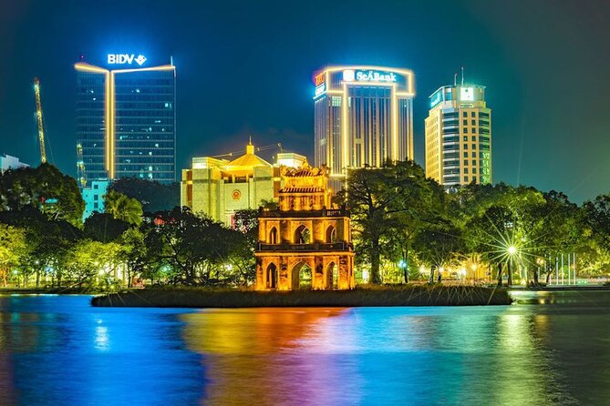 2-week Vietnam Itinerary | Classic Sightseeing | 2026 Enchanting - Hanoi culture day: Ho Chi Minh Complex, Temple of Literature, and Old Quarter cyclo