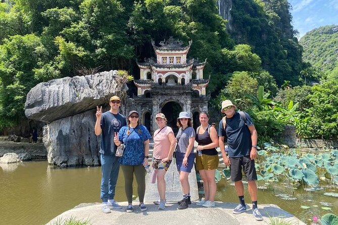 2Day-1Night: Hanoi-Ninh Binh-Ha Long Bay-Overnight in Tam Coc - Evening in Ninh Binh: Dinner and a Proper Reset