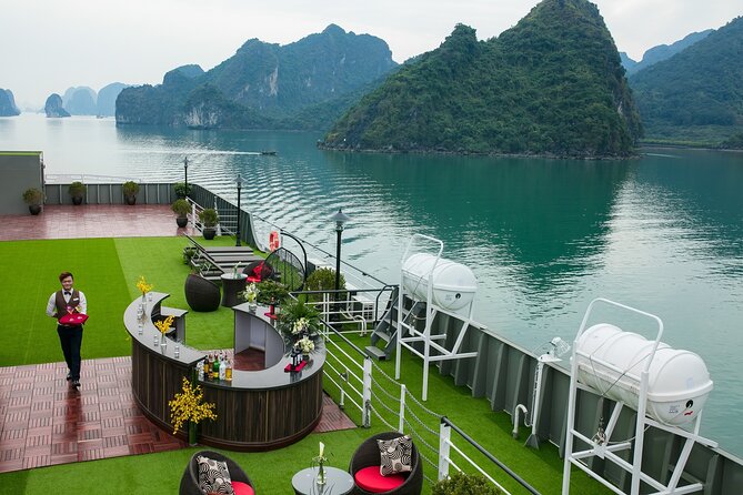 3-day Explore Halong Bay and Lan Ha Bay from Hanoi by Boat - Day 2: sunrise Tai Chi, Viet Hai village biking, and a very active kind of day