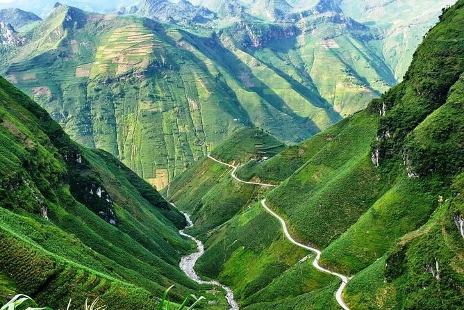 3-Day Ha Giang Loop Tour (small group with easy rider) - Day 1: Quan Ba Heaven Gate, linen craft at Lung Tam, then quiet Du Gia