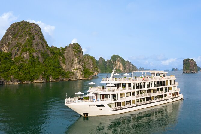 3-Day Hanoi and Halong Tour Including Overnight Cruise - Day 1 in Hanoi: Airport pickup and the Bia Hoi street-food night