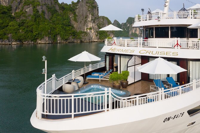 3-Day Hanoi and Halong Tour Including Overnight Cruise - Getting to Halong Bay: the shared transfer and timing gap