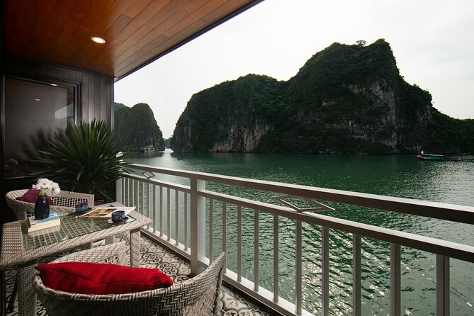 3-Day Hanoi and Halong Tour Including Overnight Cruise - Brunch, check-out, and the return to Hanoi by mid-afternoon