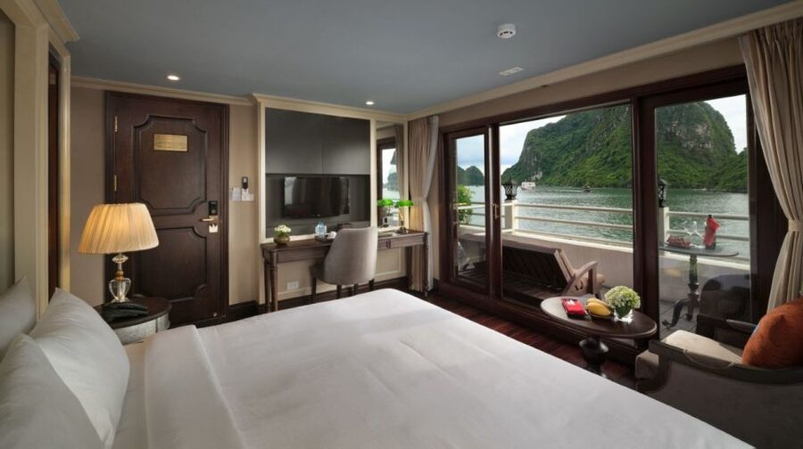 3 Day Hanoi - Ninh Binh - Halong Bay 5 Star Cruise & Balcony - Day 2 on Ha Long Bay: Ti Top Island, Luon Cave Kayaking, Swimming, and Squid Fishing