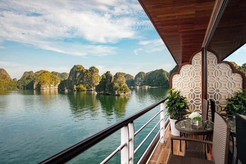 3-Day Lan Ha Bay & Viet Hai 5★ Cruise + Free Hanoi Pickup - Meals, Room Service, and the Little Comfort Wins That Add Up