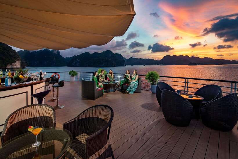 3-Day Lan Ha Bay & Viet Hai 5★ Cruise + Free Hanoi Pickup - Lan Ha Bay Day 1: Dark and Bright Caves, Water Time, and Sunset Vibes