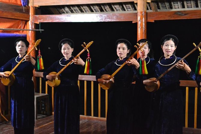 3-Day Private Tour Ba Be Lake - Ban Gioc Water Fall Best of North - Khuoi Ky stone village night: dinner and a different kind of sleep