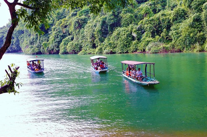 3-Day Private Tour Ba Be Lake - Ban Gioc Water Fall Best of North - Return to Hanoi: tea plantation stop and the travel reality check
