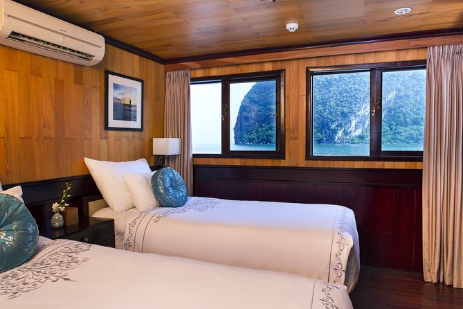 3 days - 2 night tour at 5 stars cruise - cheapest prices - all inclusions - Day 2: tai chi, caves, and the biggest second-day split
