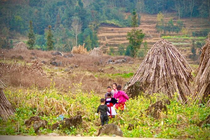 3 Days and 2 Nights Ha Giang Loop Tour - Day 2: Ma Pi Leng Pass Power Views and Nho Que River Time