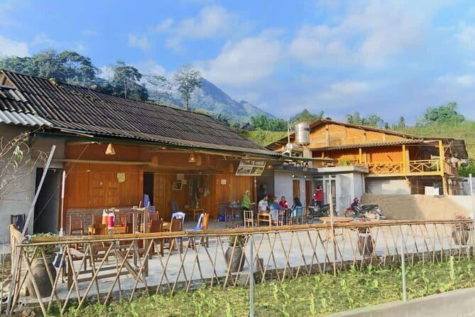 3-Days Sapa Trekking With Local Guide Overnight in Tavan Village - Day 2 in Ta Van: cooking class plus a gentler culture rhythm