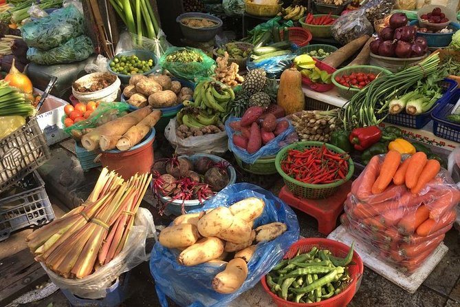 3 Dishes cooking + Egg Coffee bonus & Local Market Tour - Egg coffee bonus: a classic Hanoi finish