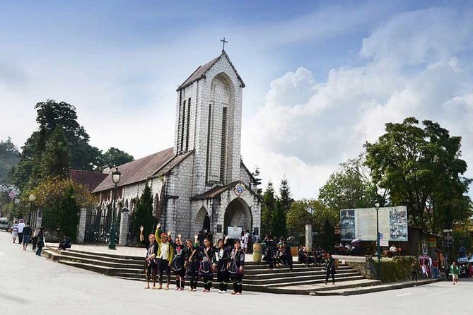 3-Night Sapa Trek and Homestay with Round Trip Transfer from Hanoi - Ta Van homestay with the Zay hill tribe: one night that changes the trip