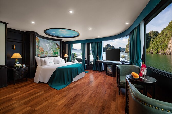 3D2N Luxury HaLong Bay with Aspira Cruise: kayak, Cat Ba island - Day 2: Lan Ha Bay + Viet Hai village cycling on Cat Ba