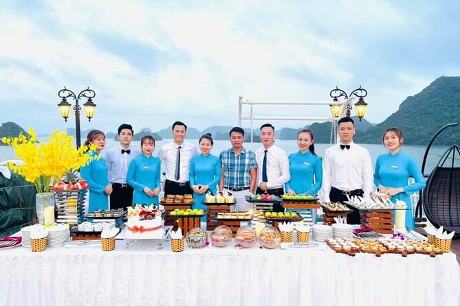 3D2N Luxury HaLong Bay with Aspira Cruise: kayak, Cat Ba island - Meals and drinks: why the food schedule is part of the value