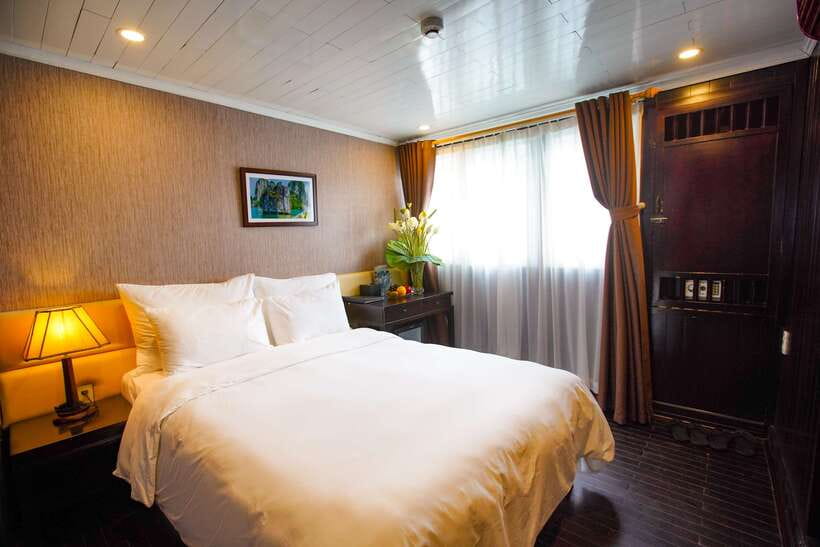 4-star Halong Paloma Cruise 2D1N Trip - Cabins, food, and the comfort details that shape your memory