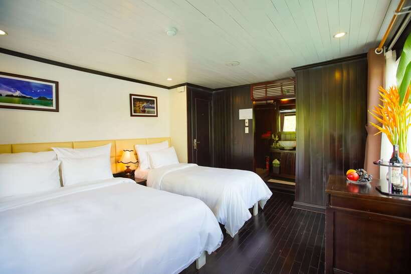 4-star Halong Paloma Cruise 2D1N Trip - Getting to Halong International Cruise Port without losing the whole day