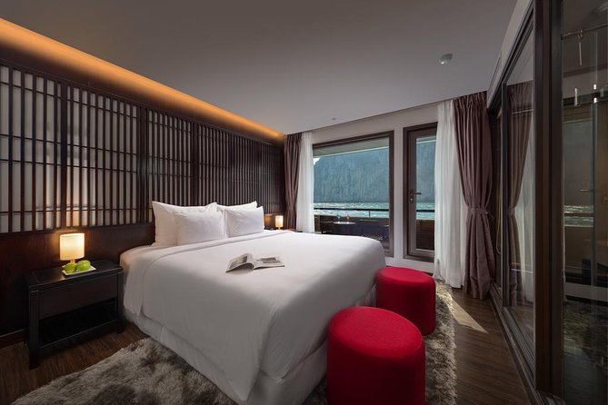 5/6/6++ stars All-Inclusive 2d/1n-ULTRA LUXURY STYLE-cruising LIKE A BOSS - BBQ Dinner, Cocktails, and Night Activities That Don’t Feel Like Work