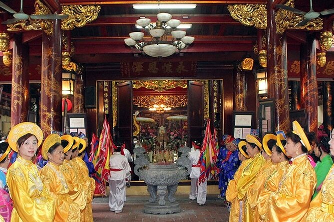 5 Hours Guided Hanoi Old Quarter Private Walking Experience - Vietnamese Coffee Break and the Opera House Finish