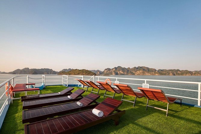 5-Star Luxury Cruise: Discover Ha Long & Lan Ha Bay from Hanoi - Kayaking and swimming in Ao Ech: the best payoff for active travelers