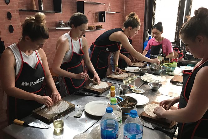 5 Traditional Dishes Hanoi Cooking Class with Market Trip - Learn, then take it home: cookbook and certificate