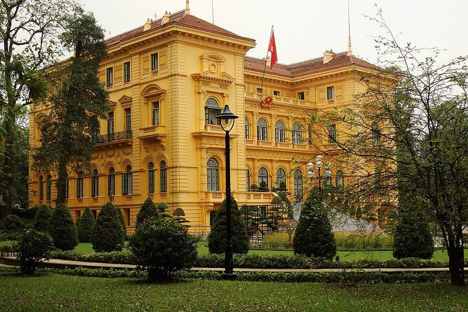 7 Day Tour Package To Hanoi Ninh Binh Halong Sapa And Fansipan - Fansipan Day: Cable Car Access, Peak Pagodas, and Thac Bac Waterfall