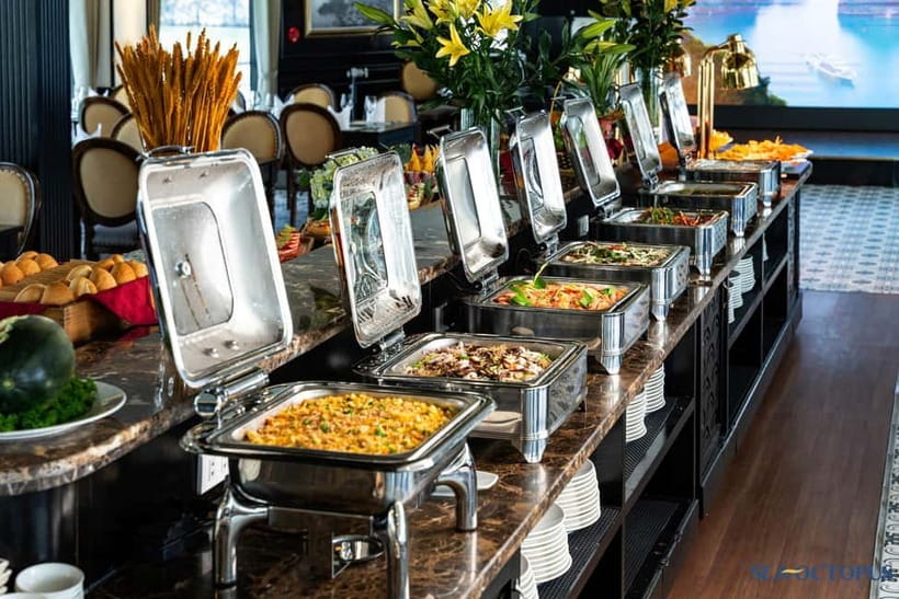 7 hours to discover HaLong Bay on Luxury Day Cruise - Lunch That Doesn’t Feel Like an Afterthought: Two Restaurants and a Big Buffet