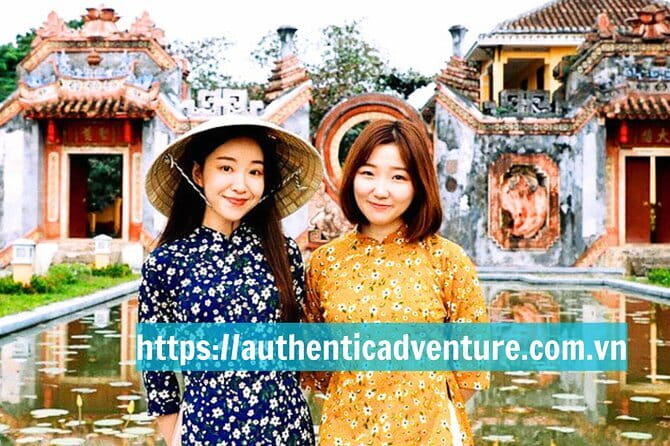 8 days 360° Vietnam Adventure from Hanoi - From Halong back to Da Nang: Dragon Bridge at night