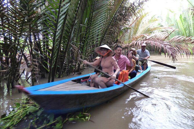 9-Day Tour of Vietnam with Airport Pick Up - Halong Bay luxury cruise: the night that changes the feel of the trip